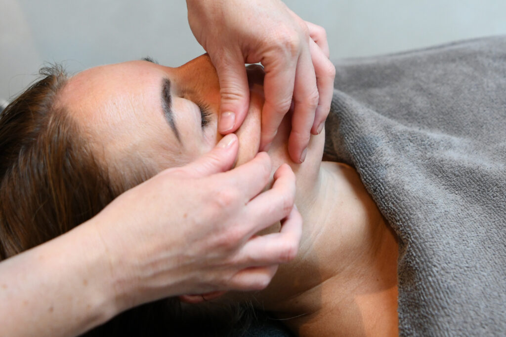 Bindweefselmassage behandeling bij Gloed Mooi